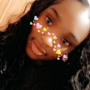 Meet your Posher, Erika